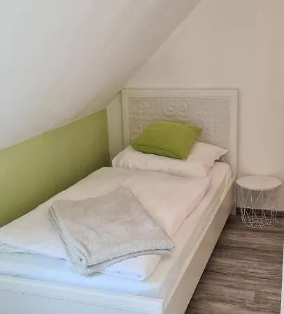 Nr 12 Inkl Bettwaesche Handtuecher Endreinigung Apartmán *