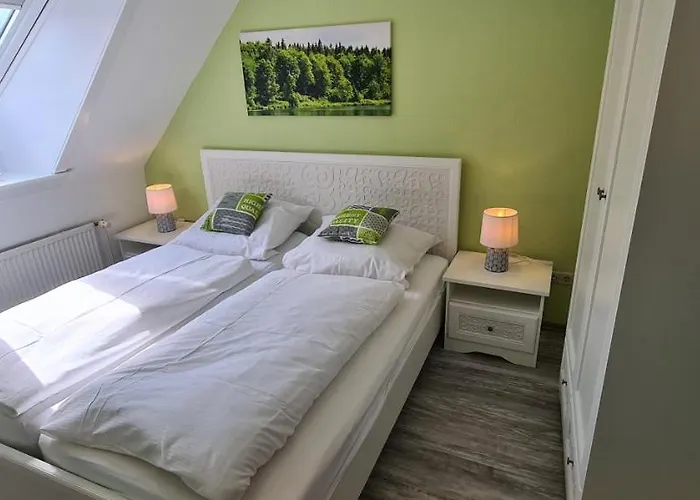 Nr 12 Inkl Bettwaesche Handtuecher Endreinigung Daire Goslar